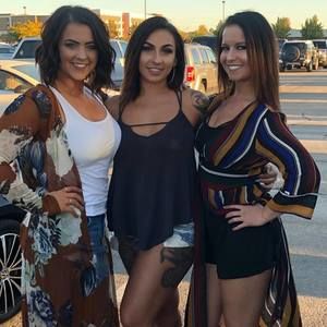 Meet your Posher, Sabrina